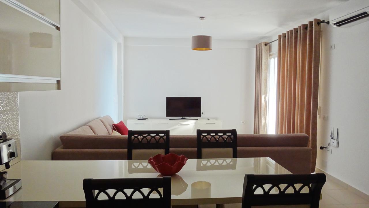 Apartments In White Residence Sarandë 외부 사진