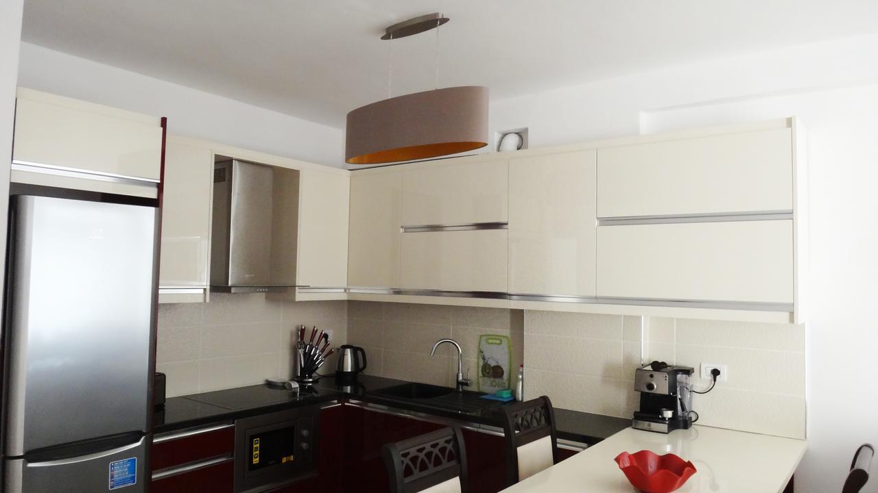 Apartments In White Residence Sarandë 외부 사진
