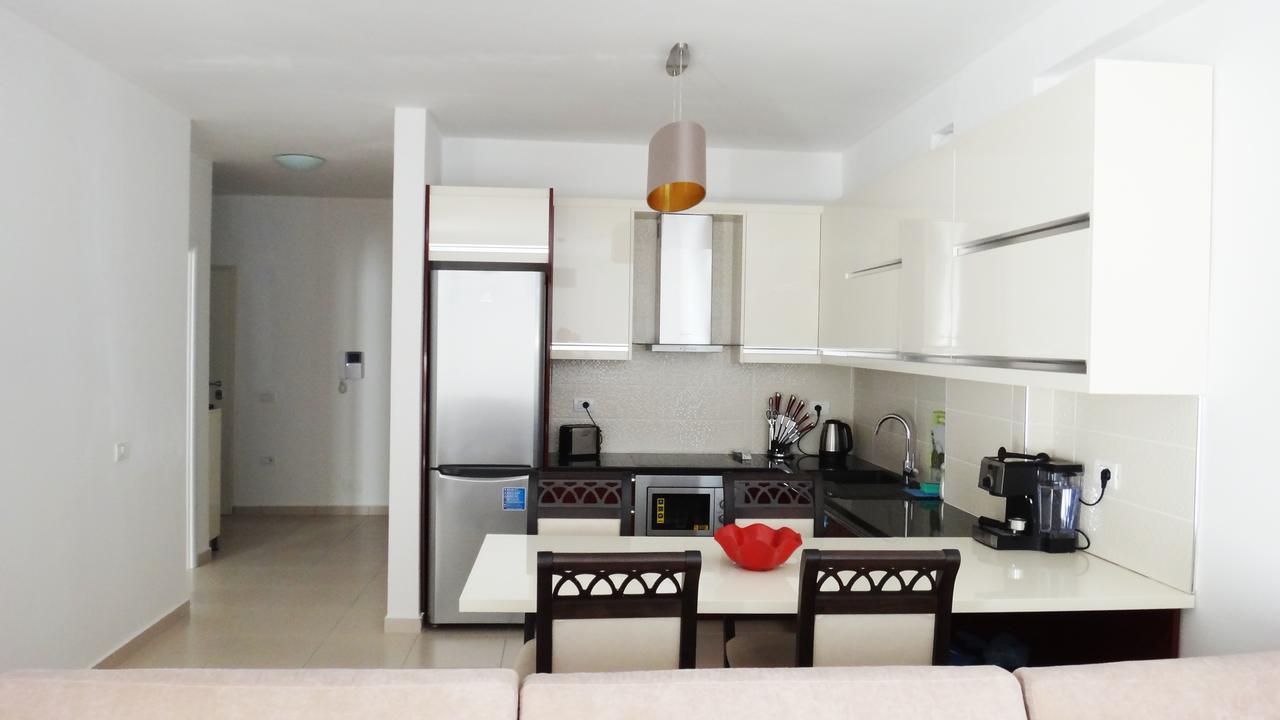 Apartments In White Residence Sarandë 외부 사진